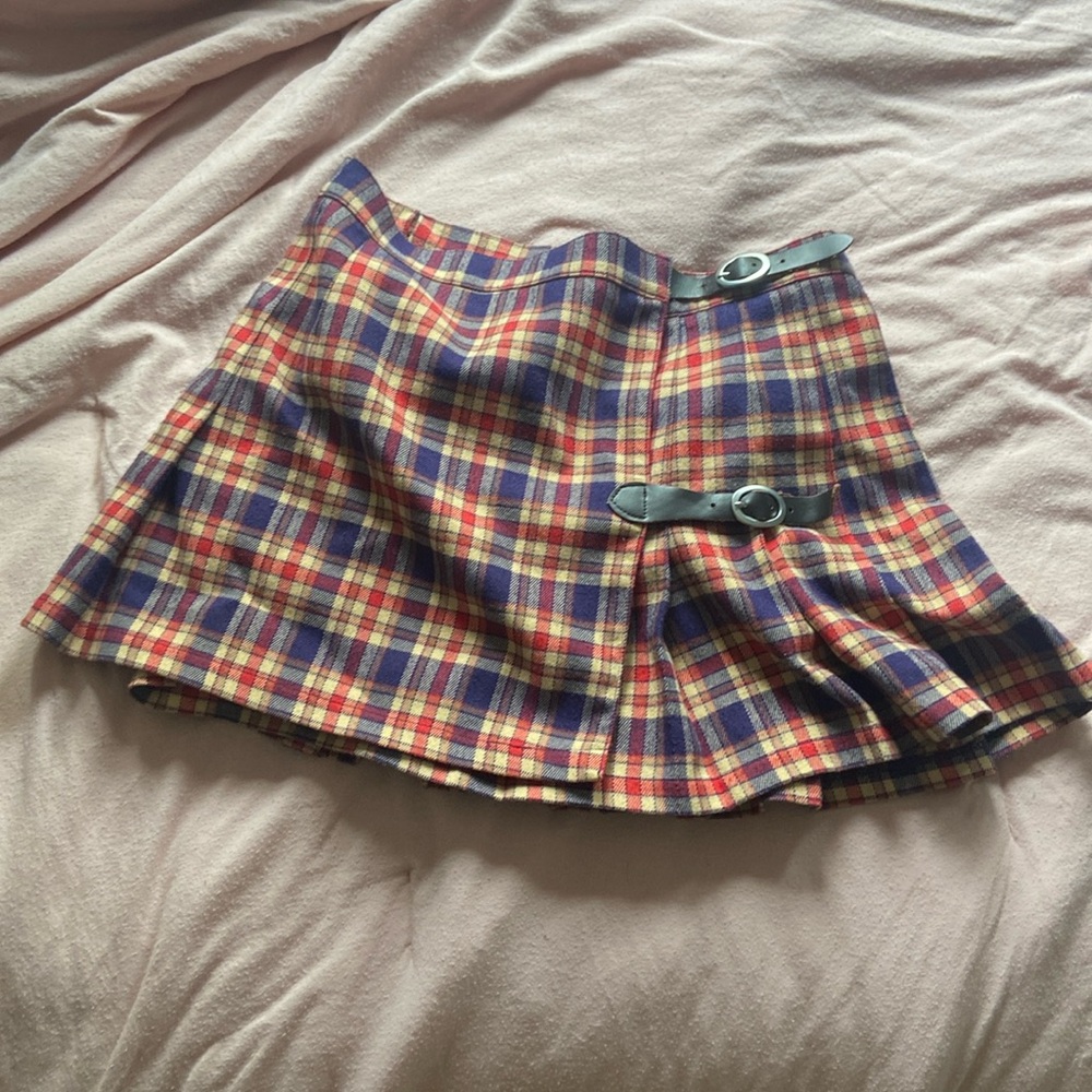 brandy melville plaid buckle skirt